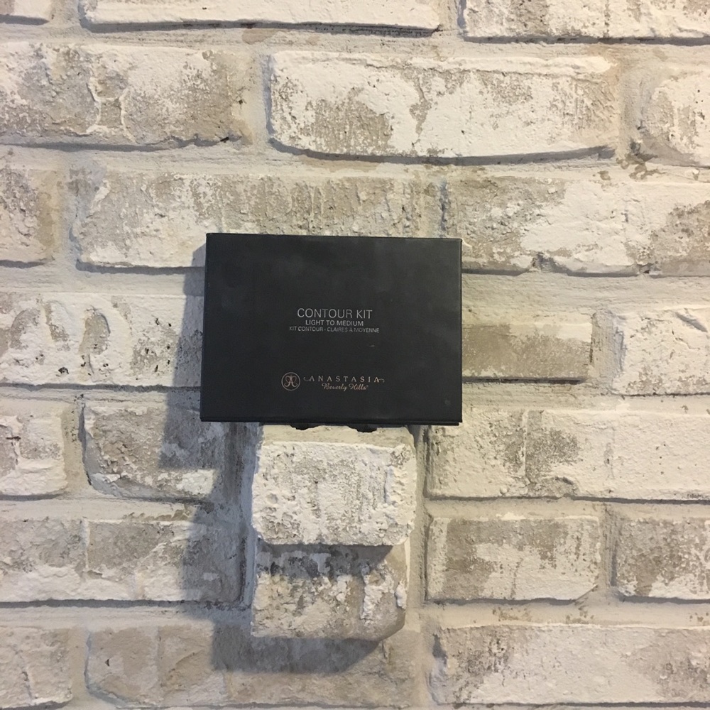 Anastasia Beverly Hills Contour Kit